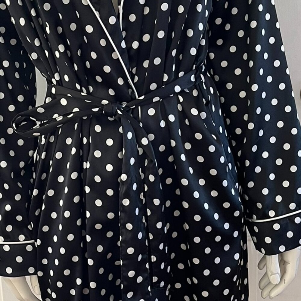 Victoria's Secret Woman's Black & White Polka Dot Satin Lounge Wear Robe Sz Med - Picture 6 of 8